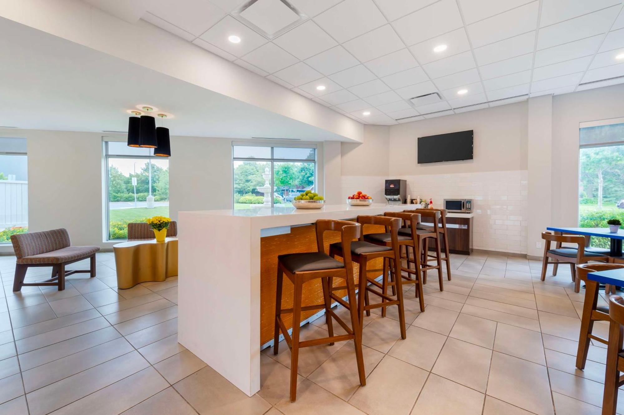 Glo Best Western Kanata Ottawa West Kültér fotó